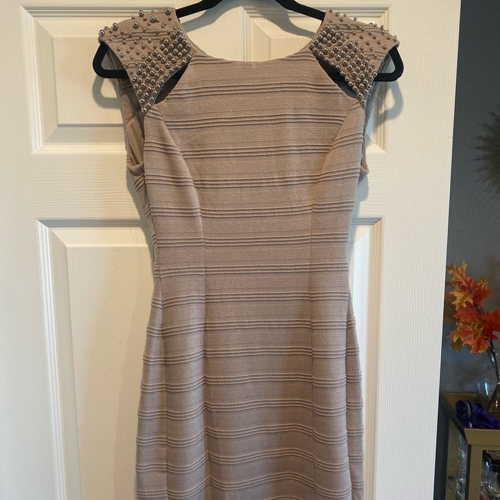 Cutout Guess Tan Dress